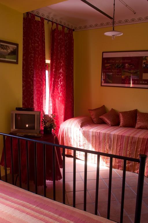 몬포르테달바 Arco Dei Nobili B&B 외부 사진